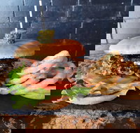 Pie Alley Blues - Accommodation Southport