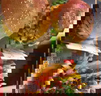 The Old Bullock Dray - Accommodation Southport