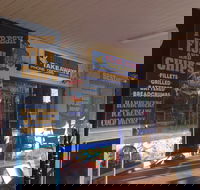 Village Seafood - Accommodation Southport