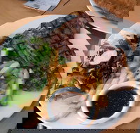 Courtyard Bistro - Uncle Buck's Hotel - Southport Accommodation