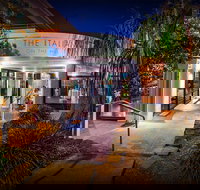 The Italian on the Hill - Southport Accommodation