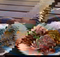 Hardware Cafe - Accommodation Southport