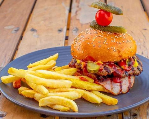 ICE Caffe & Grill - Accommodation Southport 0