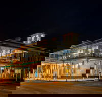 Royal Oak Hotel Penola - Southport Accommodation