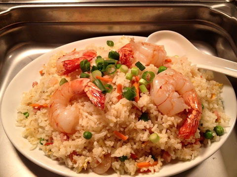 Woks Up - Southport Accommodation 0