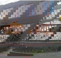 Enrik's - Accommodation Southport