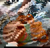 Pearl Beach Cafe - Southport Accommodation