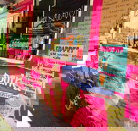 The Pink Van - Accommodation Southport