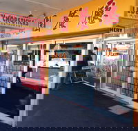 Golden Chopsticks - Southport Accommodation