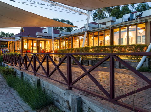 D'arenberg D'Arry's Verandah Restuarant - Southport Accommodation 0