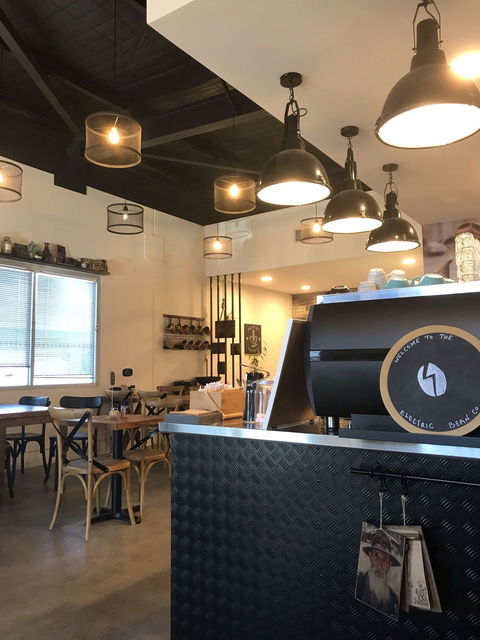 Electric Bean - Accommodation Southport 0