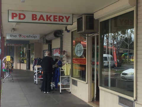 PD Bakery - Southport Accommodation 0