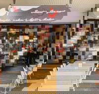 Brontes Gourmet - Southport Accommodation