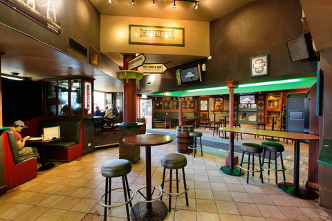 O'Malley's Irish Bar - Mooloolaba - Accommodation Southport 0
