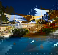 Pira Pool Bar - Southport Accommodation