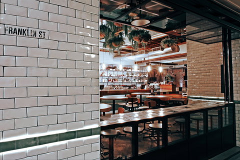 Public Bar - Southport Accommodation 0