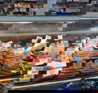 Brot  Wurst - Southport Accommodation