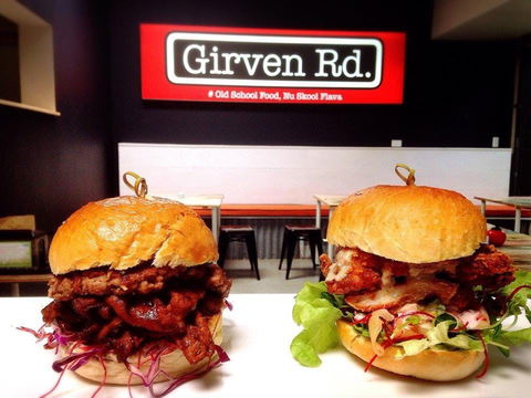 Girven Road - Accommodation Southport 0