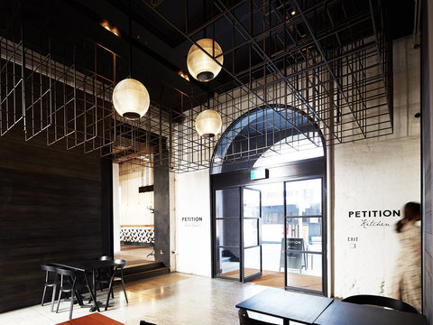 Petition Kitchen - Accommodation Southport 0