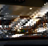 The Alpine Hotel - Southport Accommodation