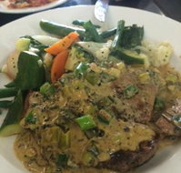 Luciano's - Accommodation Southport