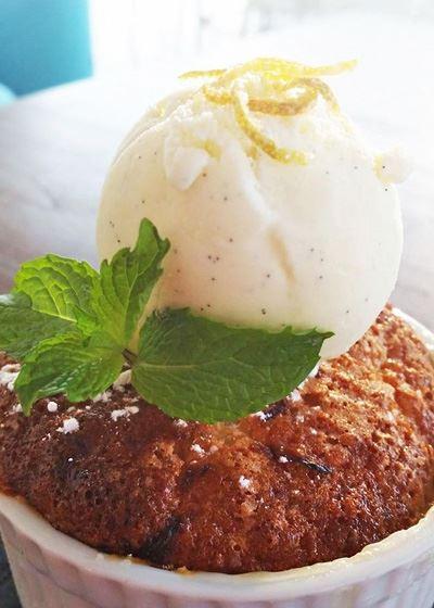 The Vinyard Restaurant & Wine Bar - Southport Accommodation 9