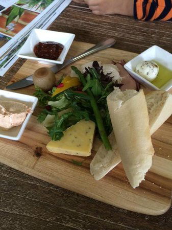 Eat Live Fresh - Southport Accommodation 0