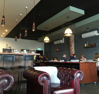 Yours or Mine - Accommodation Southport