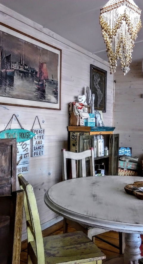 Sea Gypsy Cafe - Southport Accommodation 4