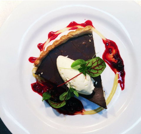 FireDrum - Southport Accommodation 3