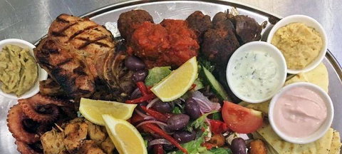 Let's Do Greek - Southport Accommodation 2