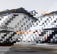 Clarendon Arms Hotel - Accommodation Southport