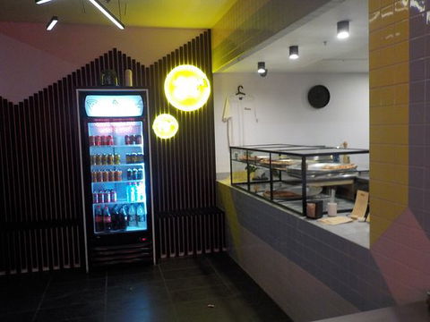 Duke Pizza - Southport Accommodation 0