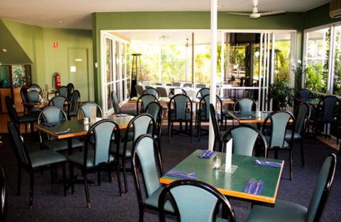 KBR’s Licensed Restaurant - Southport Accommodation 1