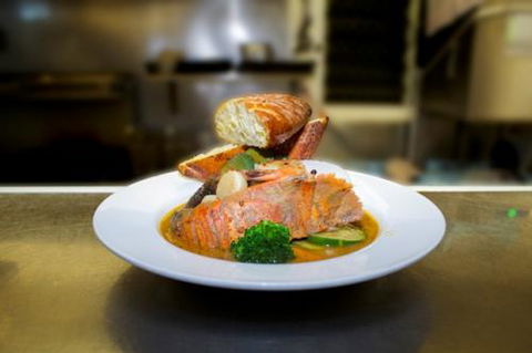 KBR’s Licensed Restaurant - Southport Accommodation 2
