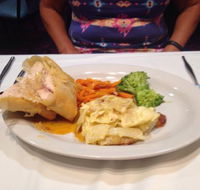 Crystal Room Restaurant - Southport Accommodation