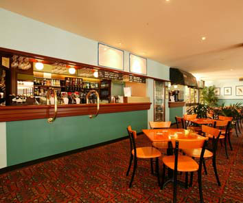 Hotel Gosford - Southport Accommodation 3