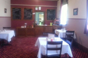 Ellalong Hotel - Southport Accommodation 1