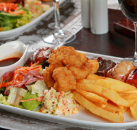 Toms Tavern - Southport Accommodation