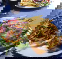 Queens Beach Motor Hotel - Accommodation Southport