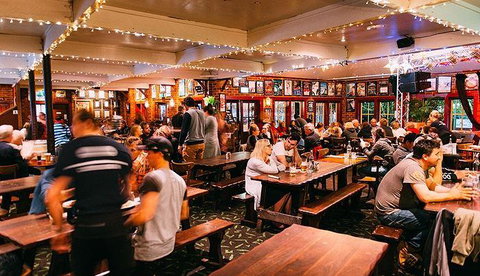 Settlers Tavern - Accommodation Southport 13