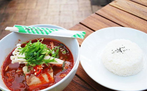 Settlers Tavern - Accommodation Southport 2