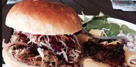 Settlers Tavern - Accommodation Southport 7