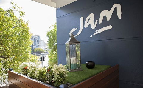 JAM - Southport Accommodation 24
