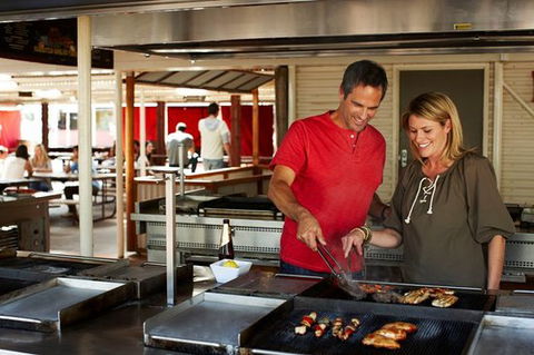 Pioneer BBQ And Bar - Southport Accommodation 0