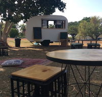 The Black Russian Caravan Bar - Accommodation Southport