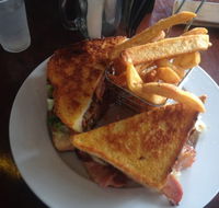 Three C's Cafe - Accommodation Southport