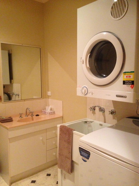 Anabel's Of Scottsdale - Accommodation Southport 1