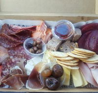 Feisty Hen Pantry - Accommodation Southport