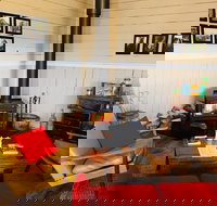 The Mushroom at Waratah - Accommodation Southport